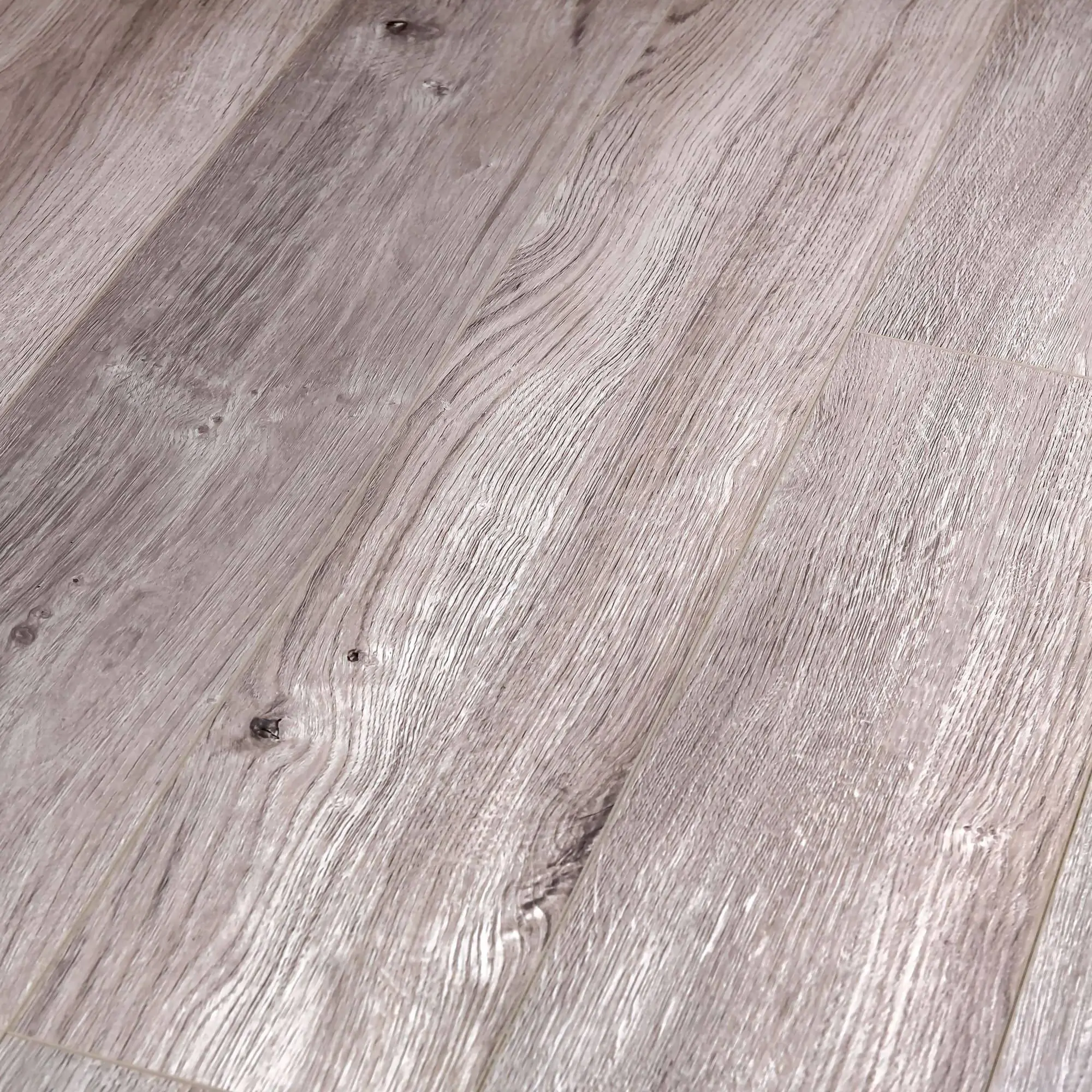 Ламинат Winlerk Comfort C901 Oak Fiss 33 класс 12 мм 1,637 м² — изображение 3